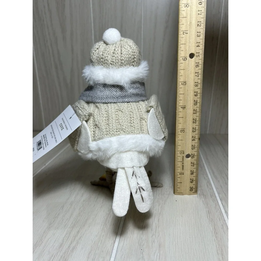 Wondershop Featherly Friends Cove Bird Figure Beige sweater Hat Gray scarf 2023